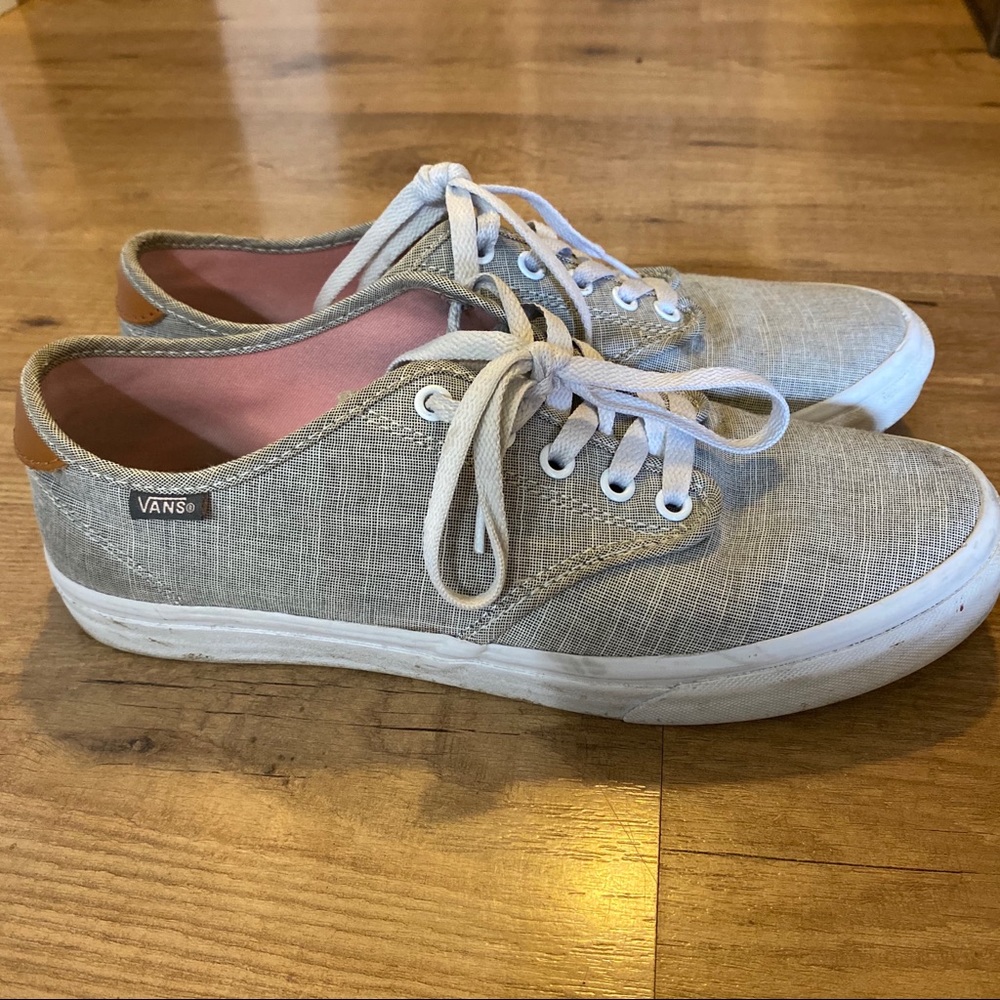 Vans tennis shoes